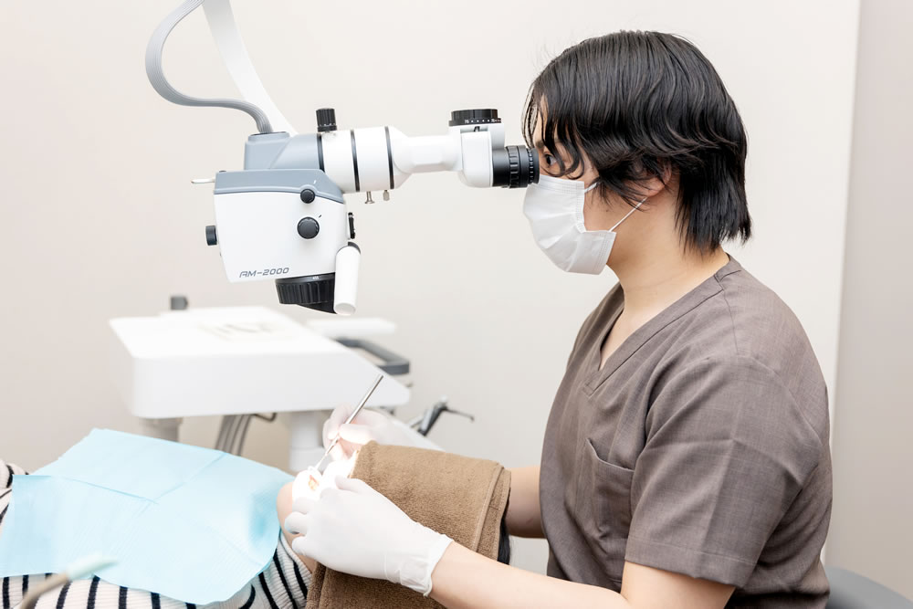 マイクロスコープで視野の拡大