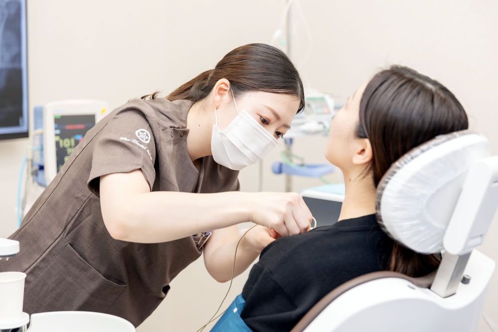 麻酔認定医が全身の状態を管理